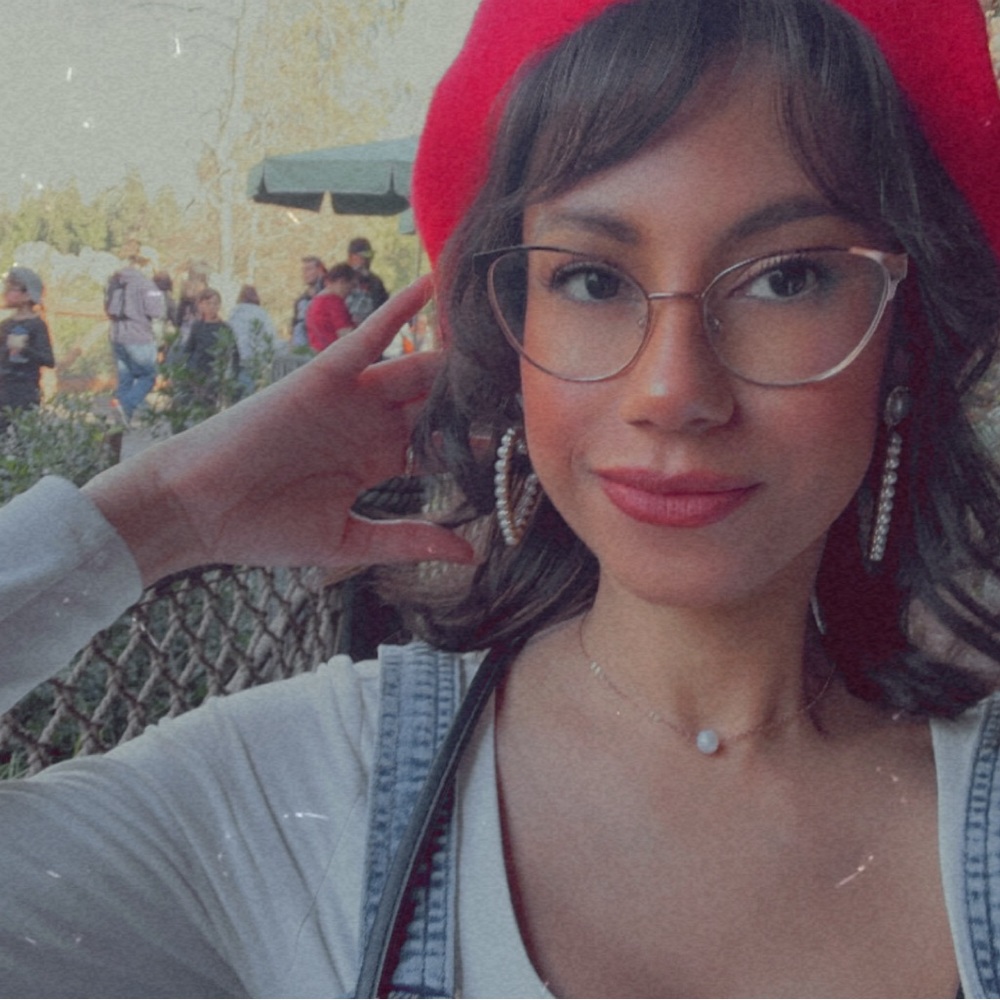 Meet your Posher, Lauren